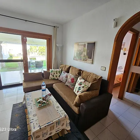 Apartman Luxurious With Private Terrace And Garden In Palmas
