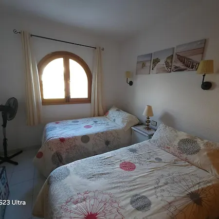 Luxurious With Private Terrace And Garden In Palmas Apartman *